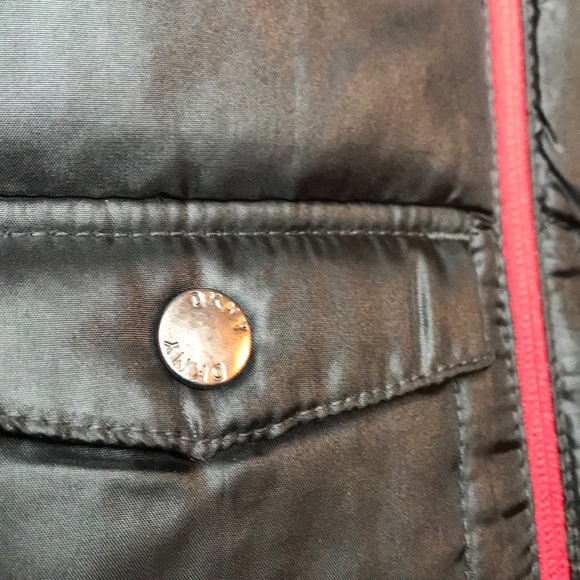 NWT DKNY Boy’s 12M Puffer Vest Hoodie 3pc Set - Picture 4 of 13